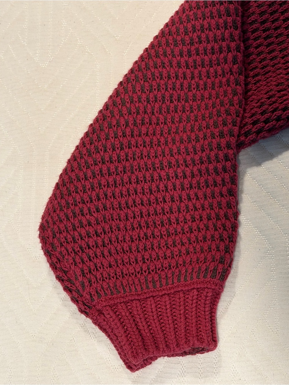 Free People Women's V-Neck Sweater in Red Berry & Brown, Size XS - Picture 6 of 13